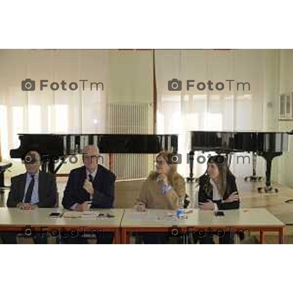 Presentazione del nuovo direttore del Politecnico delle Arti di Bergamo, Prof. Giacomo Fornari.saluto alla Prof.ssa Daniela Giordan 29 ottobre 2026 cronaca Bergamo Italia Foto Tiziano Manzoni Lapresse