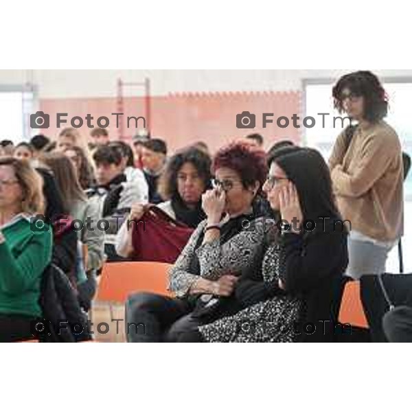 Foto Manzoni Tiziano/LaPresse 22-11-2023 Bergamo Italia- Cronaca Inzago MI Venerina Sofia interviene in una scuola contro il femminicidio iniziativa di fondazione Ospedale Marchesi